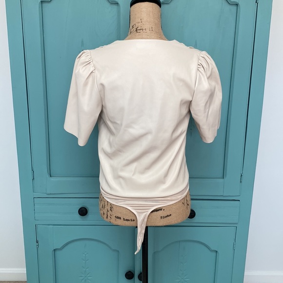Lulus Faux Leather Short Sleeve Top. Size Small - Picture 3 of 8